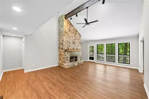 4528 Lashley Ct NE, Marietta, GA 30068 - Photo 9