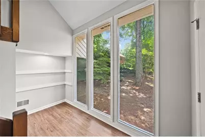 4528 Lashley Court NE, Marietta, GA 30068 - Photo 5