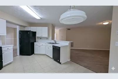 710 Suwanee Lakes Circle, Suwanee, GA 30024 - Photo 9