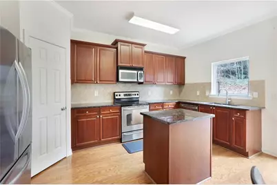 2026 Liberty Court NW #1204, Atlanta, GA 30318 - Photo 5