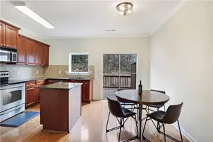 2026 Liberty Ct NW, Atlanta, GA 30318 - Photo 7