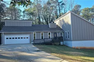 1483 Hidden Hills Pkwy, Stone Mountain, GA 30088 - Photo 1