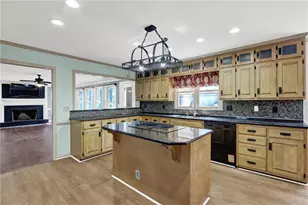 5010 Oak Tree Ln, Stone Mountain, GA 30087 - Photo 11