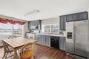 707 E Mcintosh Rd, Griffin, GA 30223 - Photo 9