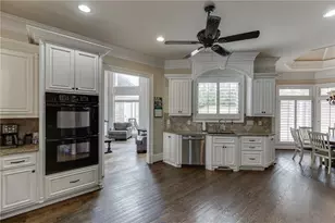 2525 Heritage Ct, Buford, GA 30518 - Photo 3