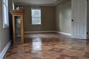 3081 Hillwood Dr, Lawrenceville, GA 30044 - Photo 11