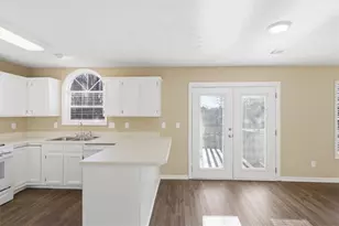 3285 Summit Pl Dr, Loganville, GA 30052 - Photo 11