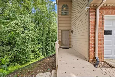 873 Edgewater Circle, Marietta, GA 30062 - Photo 3