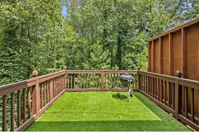 873 Edgewater Circle, Marietta, GA 30062 - Photo 5
