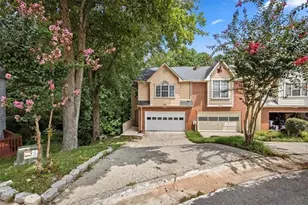 873 Edgewater Cir, Marietta, GA 30062 - Photo 1