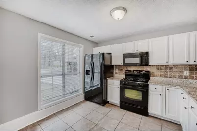 3588 Kennesaw Station Drive NW, Kennesaw, GA 30144 - Photo 7