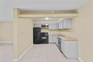 115 Camelot Dr, Atlanta, GA 30349 - Photo 5