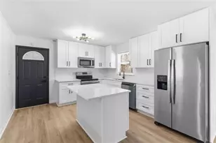 2275 Country Club Ln, Atlanta, GA 30311 - Photo 9