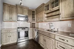 2626 Peachtree Rd NW, Atlanta, GA 30305 - Photo 5