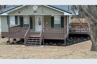 250 Lawrence Street, Adairsville, GA 30103 - Photo 1