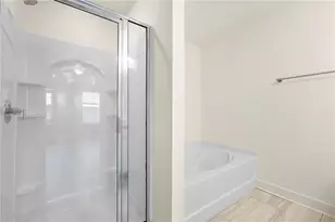 1833 Edgehill Dr, Lithonia, GA 30058 - Photo 17