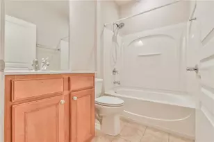 6319 Rockpoint Ln, Hoschton, GA 30548 - Photo 17