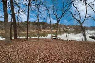 186 Paramount Dr, Eatonton, GA 31024 - Photo 3