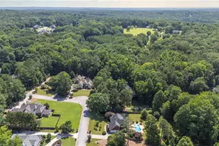 311 Hidden Lakes Dr, Carrollton, GA 30116 - Photo 13