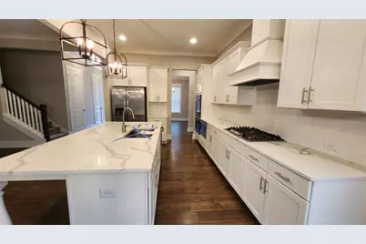 5706 Meadow View Drive, Jefferson, GA 30549 - Photo 11