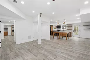 7611 Regency Cir, Sandy Springs, GA 30350 - Photo 57