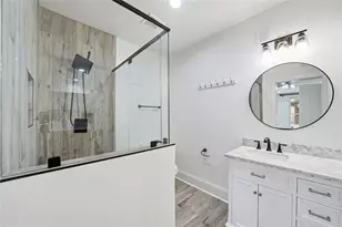 7611 Regency Cir, Sandy Springs, GA 30350 - Photo 73