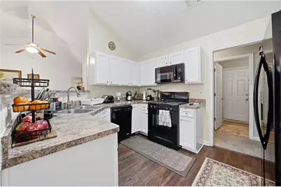 507 Wynbrooke Parkway, Stone Mountain, GA 30087 - Photo 9