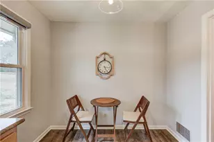 910 Timber Lake Dr, Cumming, GA 30041 - Photo 17