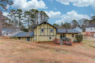 910 Timber Lake Dr, Cumming, GA 30041 - Photo 43