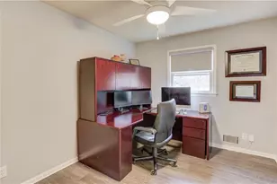 910 Timber Lake Dr, Cumming, GA 30041 - Photo 27