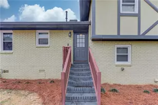 910 Timber Lake Dr, Cumming, GA 30041 - Photo 5