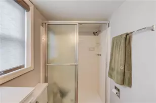 910 Timber Lake Dr, Cumming, GA 30041 - Photo 37