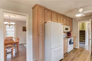 910 Timber Lake Dr, Cumming, GA 30041 - Photo 17