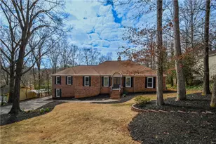 2230 Old Orchard Dr, Marietta, GA 30068 - Photo 3
