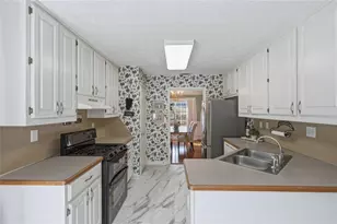 3989 Riverstone Dr, Suwanee, GA 30024 - Photo 11