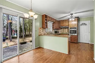 3281 Annelaine Dr SW, Atlanta, GA 30311 - Photo 9