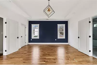 327 Ohm Avenue, Scottdale, GA 30079 - Photo 25