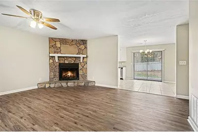 2221 Davis Oaks Court, Stone Mountain, GA 30087 - Photo 3
