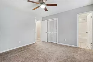 2221 Davis Oaks Ct, Stone Mountain, GA 30087 - Photo 9