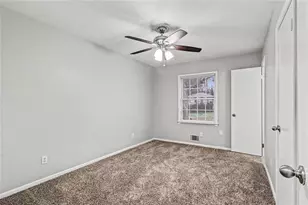 795 Middlebrook Dr, Jonesboro, GA 30236 - Photo 13