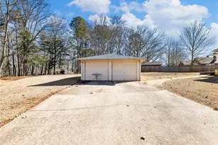 19 4th St, Gainesville, GA 30504 - Photo 37