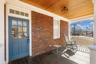 19 4th St, Gainesville, GA 30504 - Photo 29