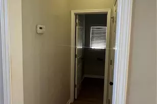 5455 Woodrun Ln, Alpharetta, GA 30005 - Photo 9