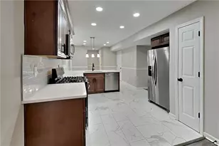 2313 Berkeley Creek Ct, Duluth, GA 30096 - Photo 5