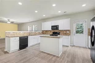 6858 Pierless Ave, Sugar Hill, GA 30518 - Photo 17