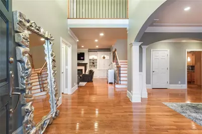 820 Wesley Oak Road, Sandy Springs, GA 30328 - Photo 7