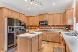 9010 Creek Hollow Ct, Gainesville, GA 30506 - Photo 13