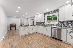 5830 Wilbanks Dr, Peachtree Corners, GA 30092 - Photo 11