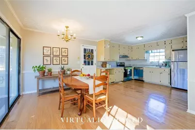 1675 Lake Lucerne Road SW, Lilburn, GA 30047 - Photo 15