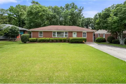 135 5th Avenue, Jonesboro, GA 30236 - Photo 1